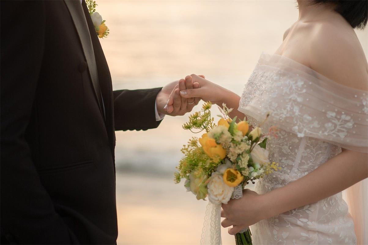 Tips For Planning A Seasonal Wedding