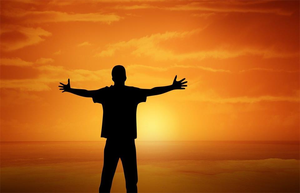 Why Midlife Is the Perfect Time to Prioritize Your Body’s Natural Rhythms